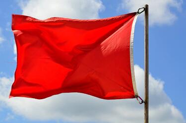 red-flag-3132583_1280